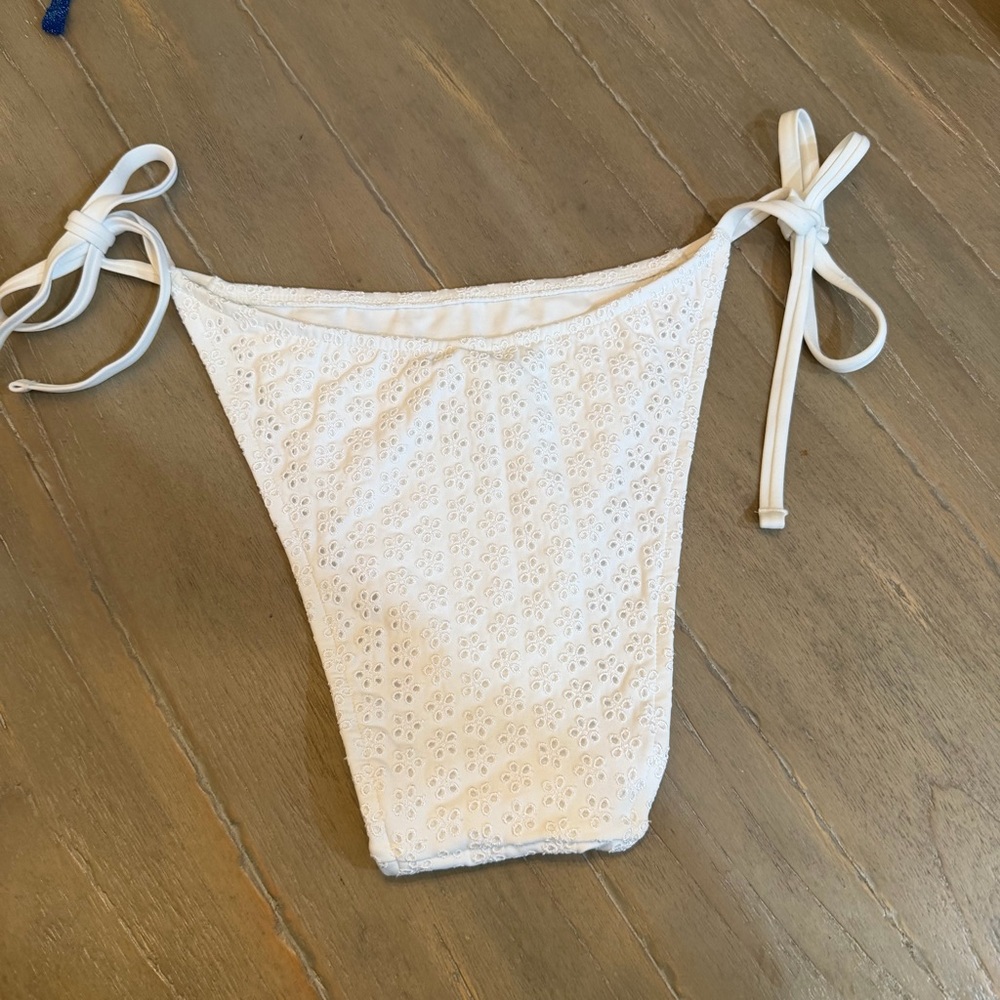 Pink Victoria Secret White Eyelet Tie-Side Bikini Bottom - Picture 3 of 8
